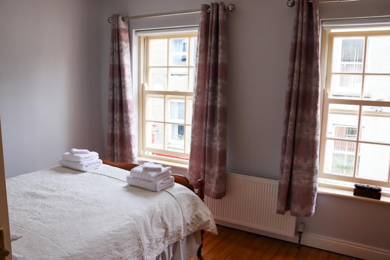 Ashe Street Apartment โคลนาคิลตี ภายนอก รูปภาพ